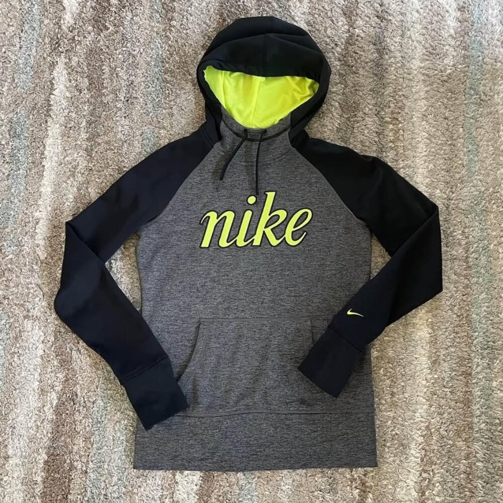 Nike Women’s Sz Small All Time Fleece Script Therma Fit Hoodie